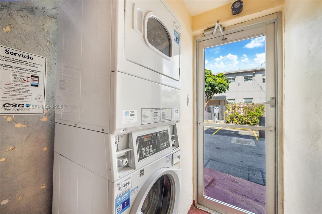 For Rent: $1,650 (0 beds, 1 baths, 407 Square Feet)