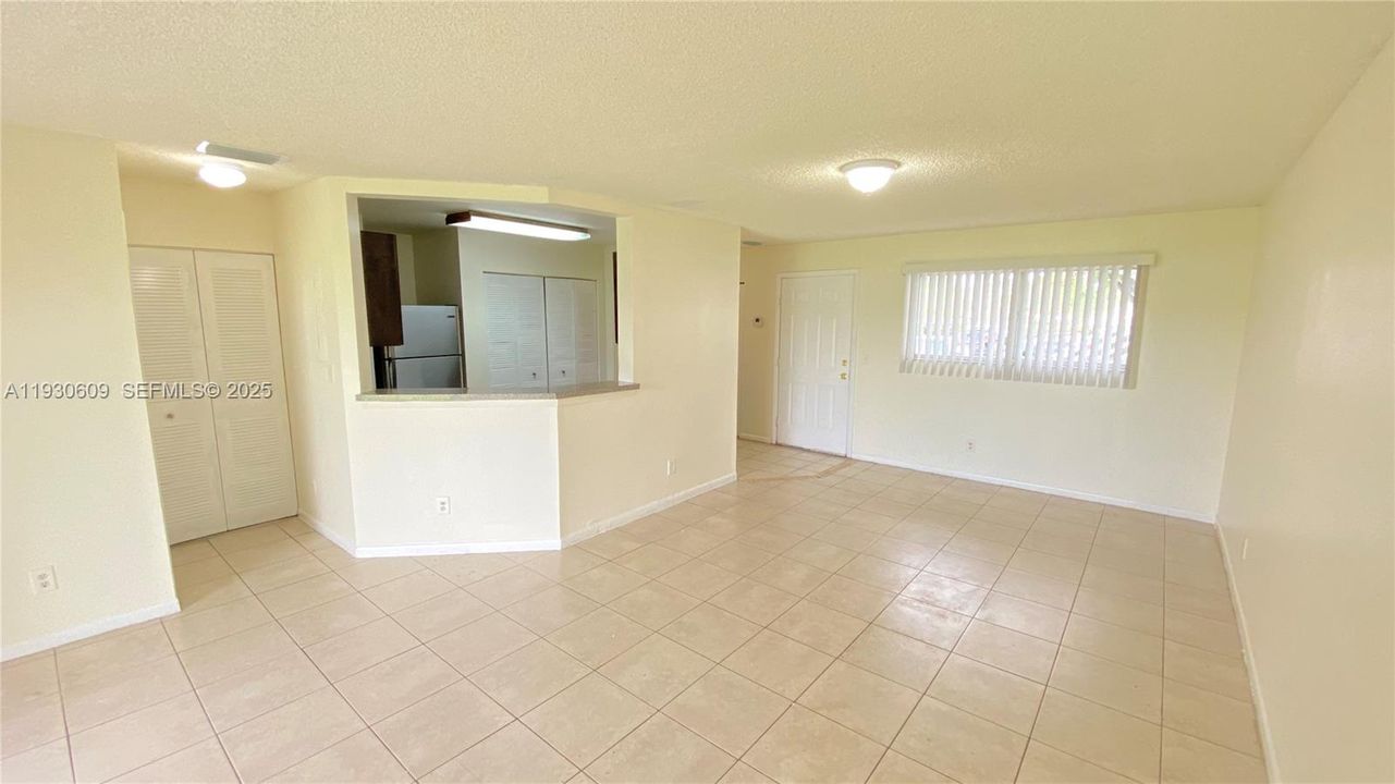For Sale: $195,000 (2 beds, 2 baths, 1020 Square Feet)