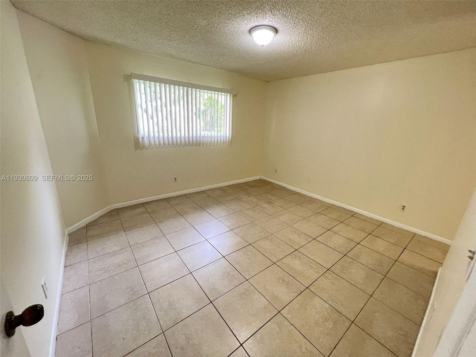 For Sale: $195,000 (2 beds, 2 baths, 1020 Square Feet)