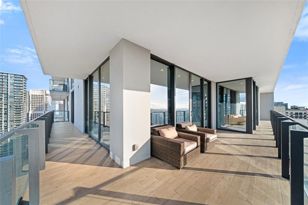 На продажу: $1,525,000 (3 спален, 3 ванн, 1664 Квадратных фут)