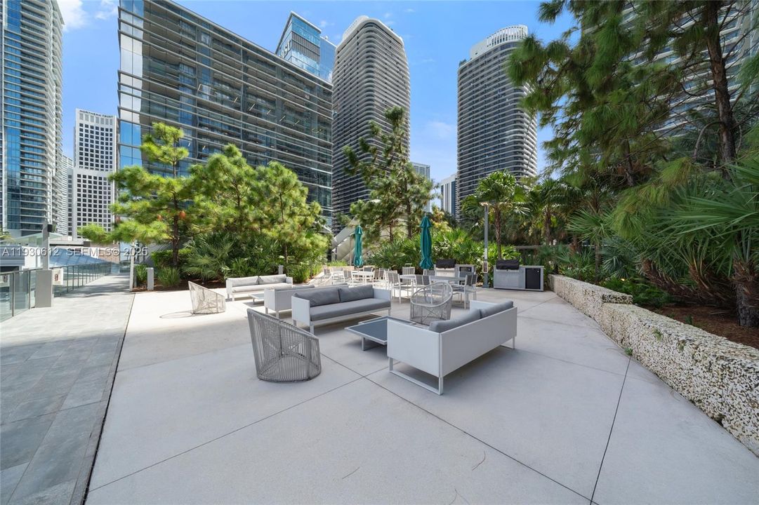 На продажу: $1,525,000 (3 спален, 3 ванн, 1664 Квадратных фут)