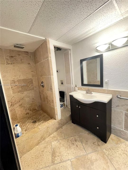 待售: $980,000 (0 贝兹, 0 浴室, 0 平方英尺)