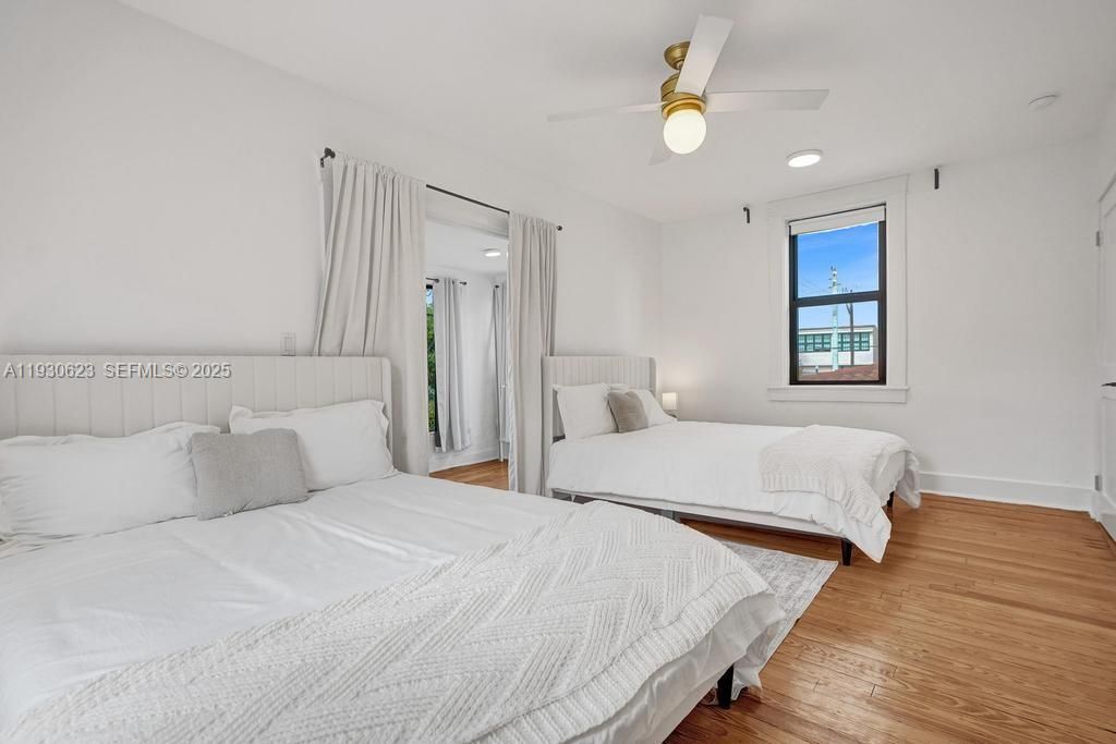 В аренду: $5,800 (3 спален, 2 ванн, 0 Квадратных фут)