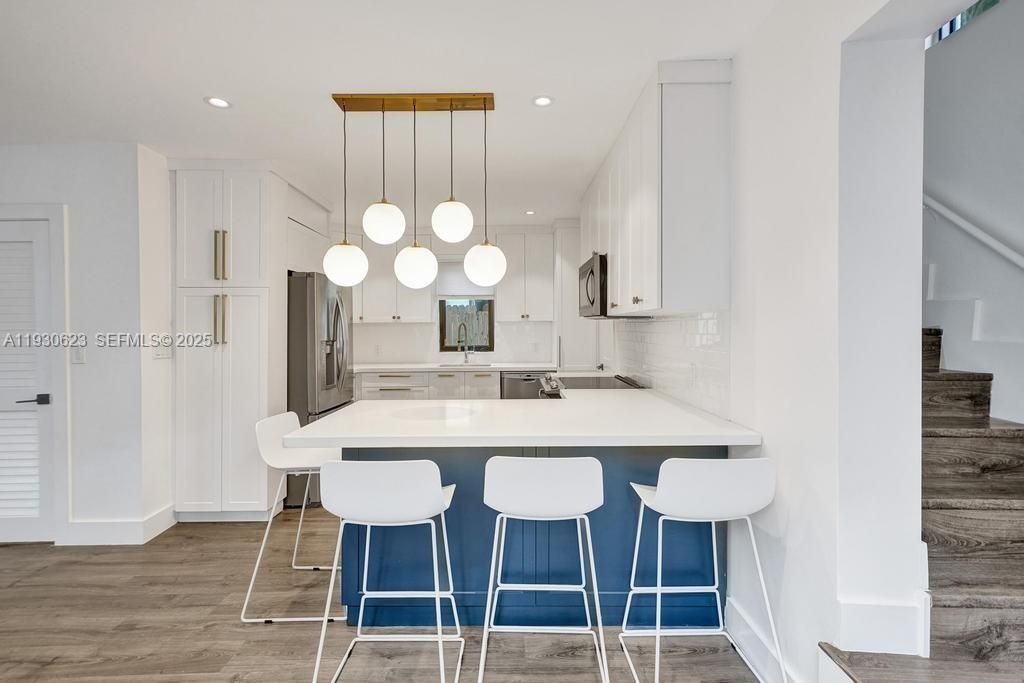 В аренду: $5,800 (3 спален, 2 ванн, 0 Квадратных фут)