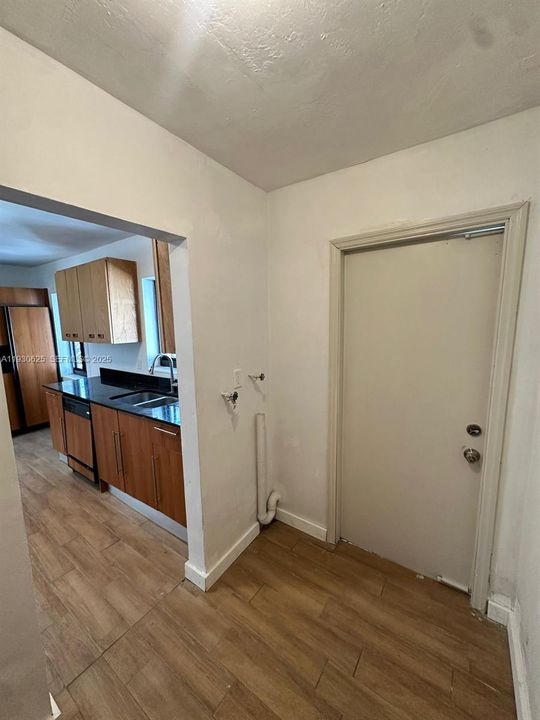 En Venta: $319,900 (2 camas, 1 baños, 850 Pies cuadrados)