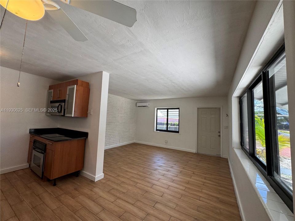 En Venta: $319,900 (2 camas, 1 baños, 850 Pies cuadrados)