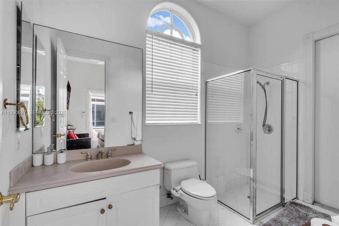 For Sale: $2,200,000 (5 beds, 4 baths, 3359 Square Feet)