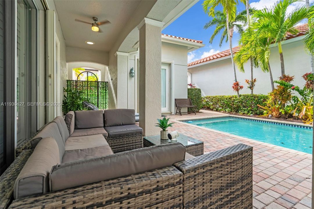 For Sale: $2,200,000 (5 beds, 4 baths, 3359 Square Feet)