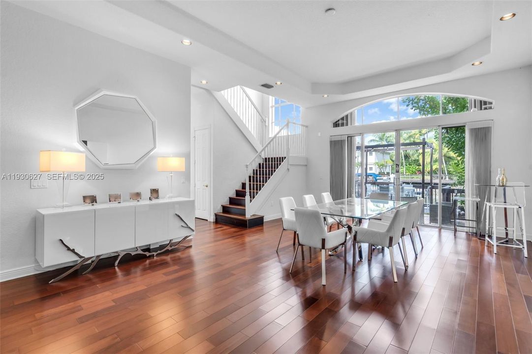 For Sale: $2,200,000 (5 beds, 4 baths, 3359 Square Feet)