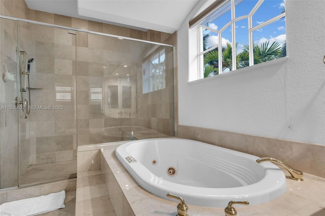 For Sale: $2,200,000 (5 beds, 4 baths, 3359 Square Feet)