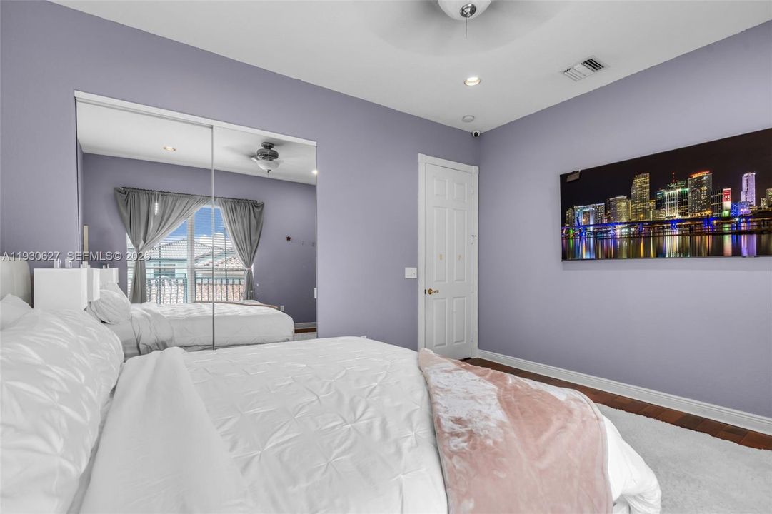 For Sale: $2,200,000 (5 beds, 4 baths, 3359 Square Feet)