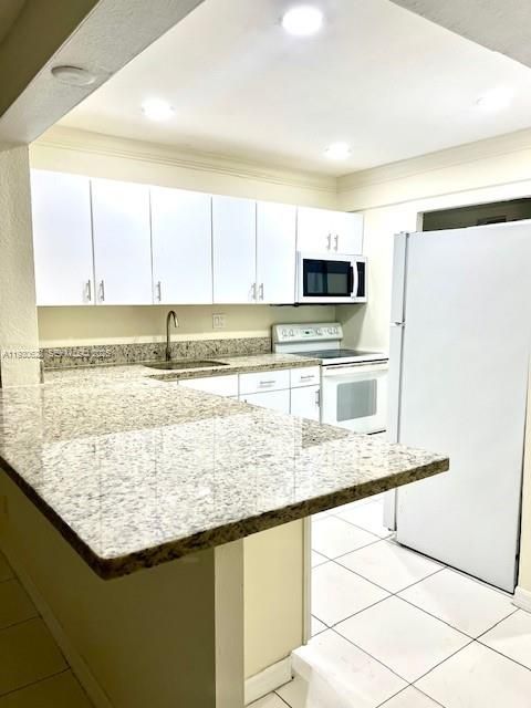 En Renta: $1,749 (2 camas, 2 baños, 949 Pies cuadrados)