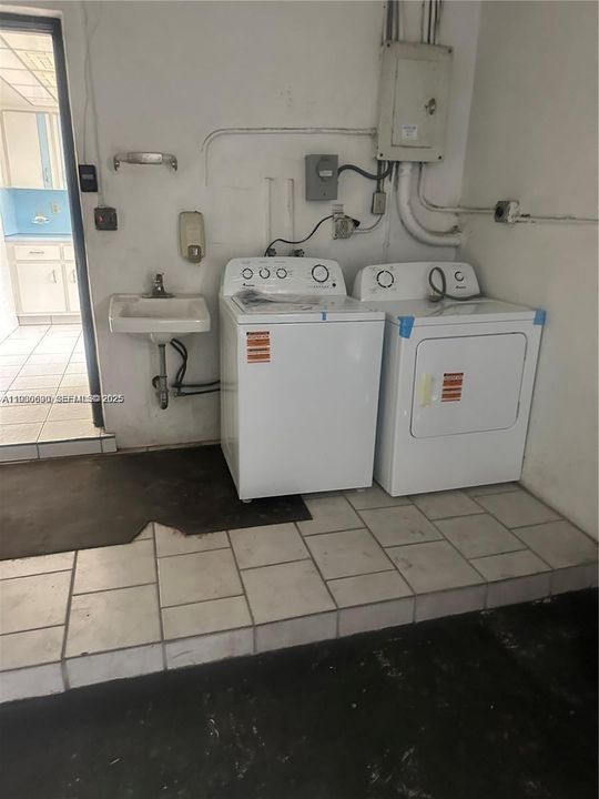 待售: $500,000 (2 贝兹, 2 浴室, 1972 平方英尺)