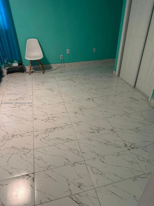 待售: $500,000 (2 贝兹, 2 浴室, 1972 平方英尺)