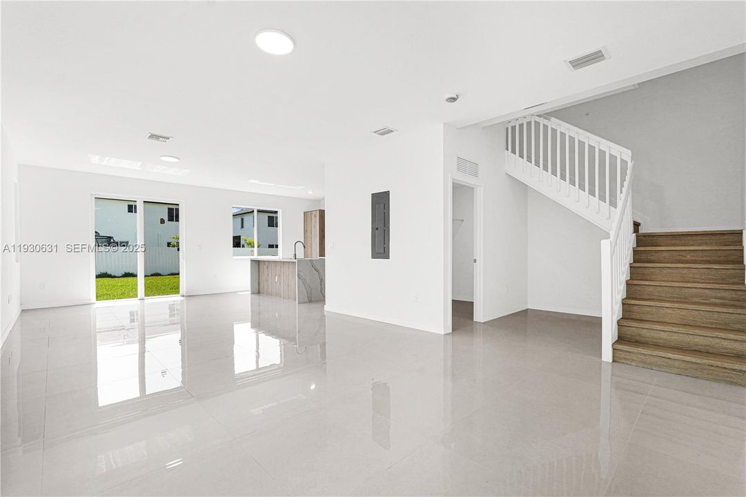 待售: $664,990 (5 贝兹, 4 浴室, 0 平方英尺)