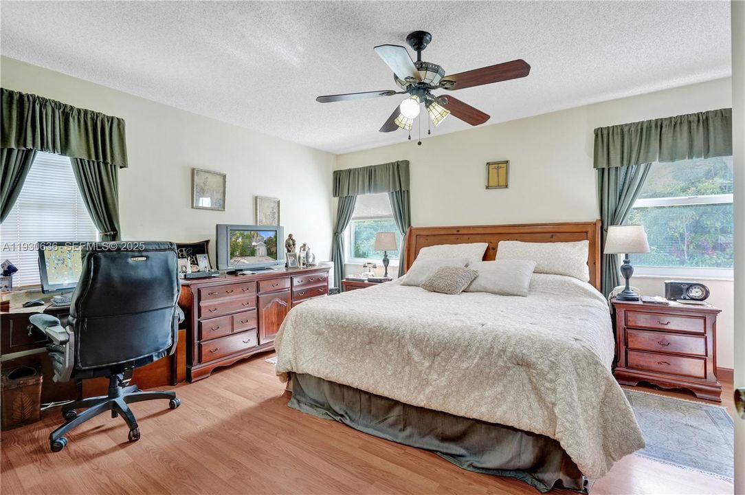 For Sale: $650,000 (3 beds, 2 baths, 2223 Square Feet)