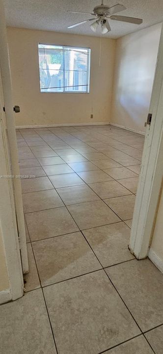 For Rent: $1,800 (2 beds, 2 baths, 850 Square Feet)