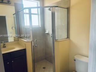 出租: $1,650 (1 贝兹, 1 浴室, 2312 平方英尺)