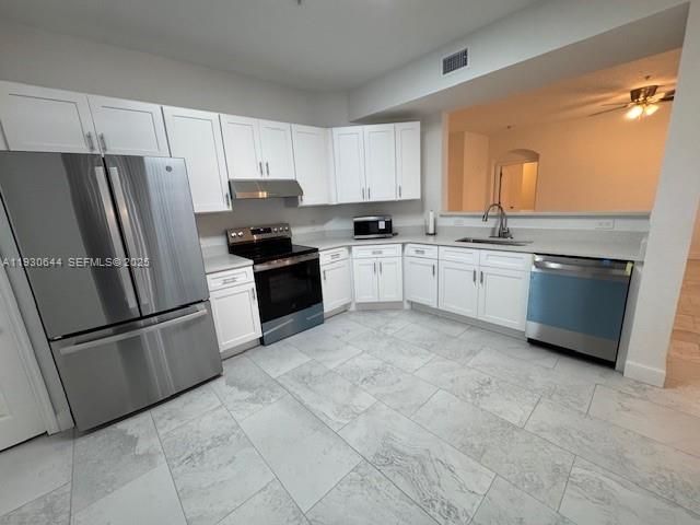 For Rent: $2,685 (2 beds, 2 baths, 1403 Square Feet)