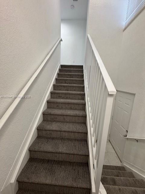 For Rent: $2,685 (2 beds, 2 baths, 1403 Square Feet)