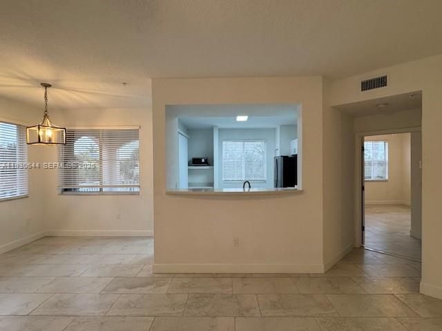 For Rent: $2,685 (2 beds, 2 baths, 1403 Square Feet)