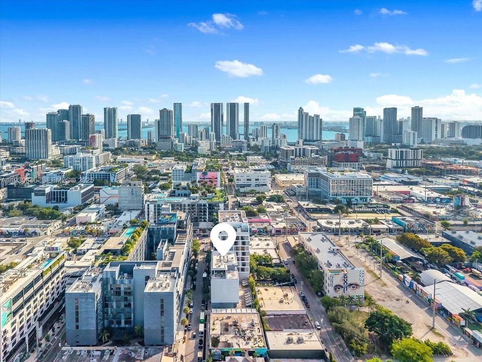 出租: $7,000 (2 贝兹, 2 浴室, 1420 平方英尺)