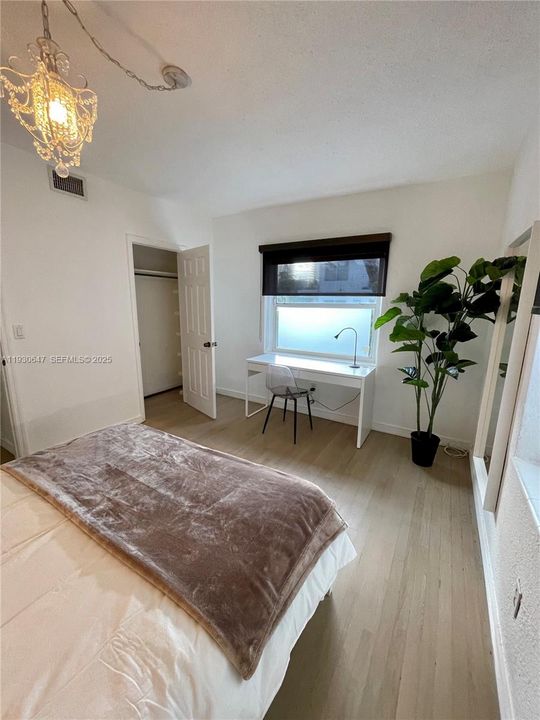 For Rent: $2,600 (1 beds, 1 baths, 640 Square Feet)