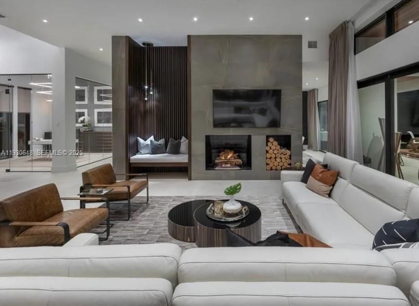 En Venta: $7,490,000 (5 camas, 6 baños, 5006 Pies cuadrados)