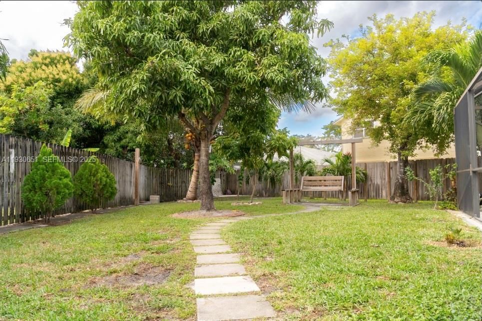 For Sale: $739,998 (4 beds, 3 baths, 2355 Square Feet)