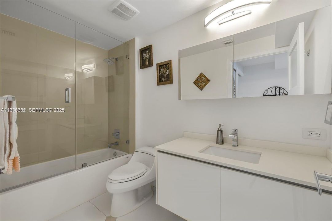 For Rent: $6,300 (3 beds, 3 baths, 1535 Square Feet)