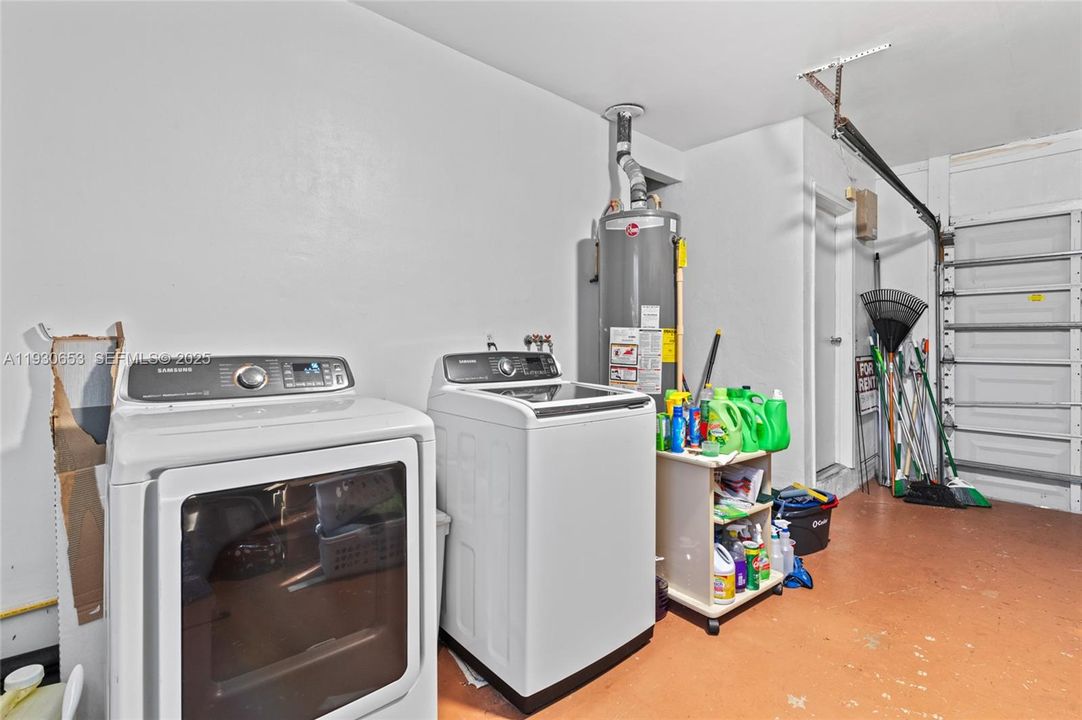 For Rent: $3,590 (3 beds, 2 baths, 1536 Square Feet)