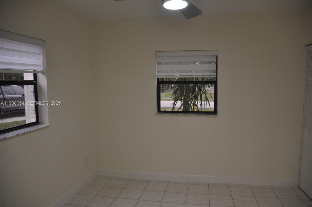 En Venta: $450,000 (3 camas, 2 baños, 906 Pies cuadrados)