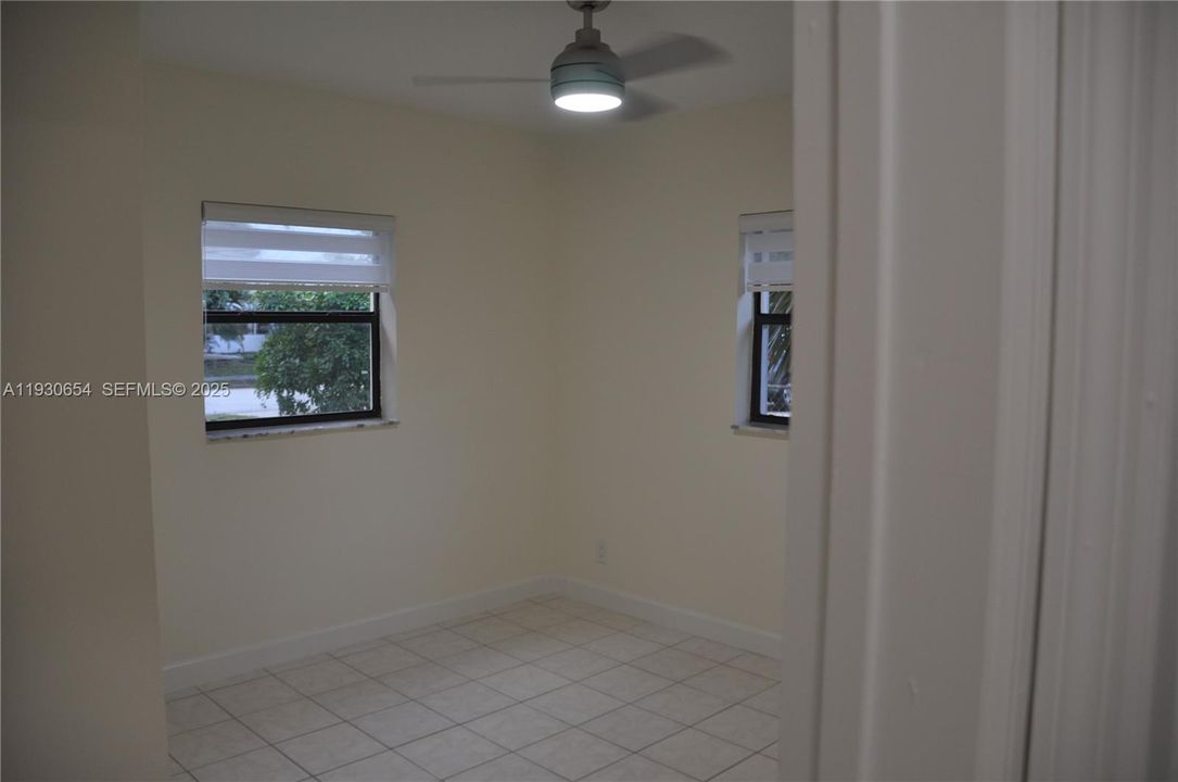 En Venta: $450,000 (3 camas, 2 baños, 906 Pies cuadrados)