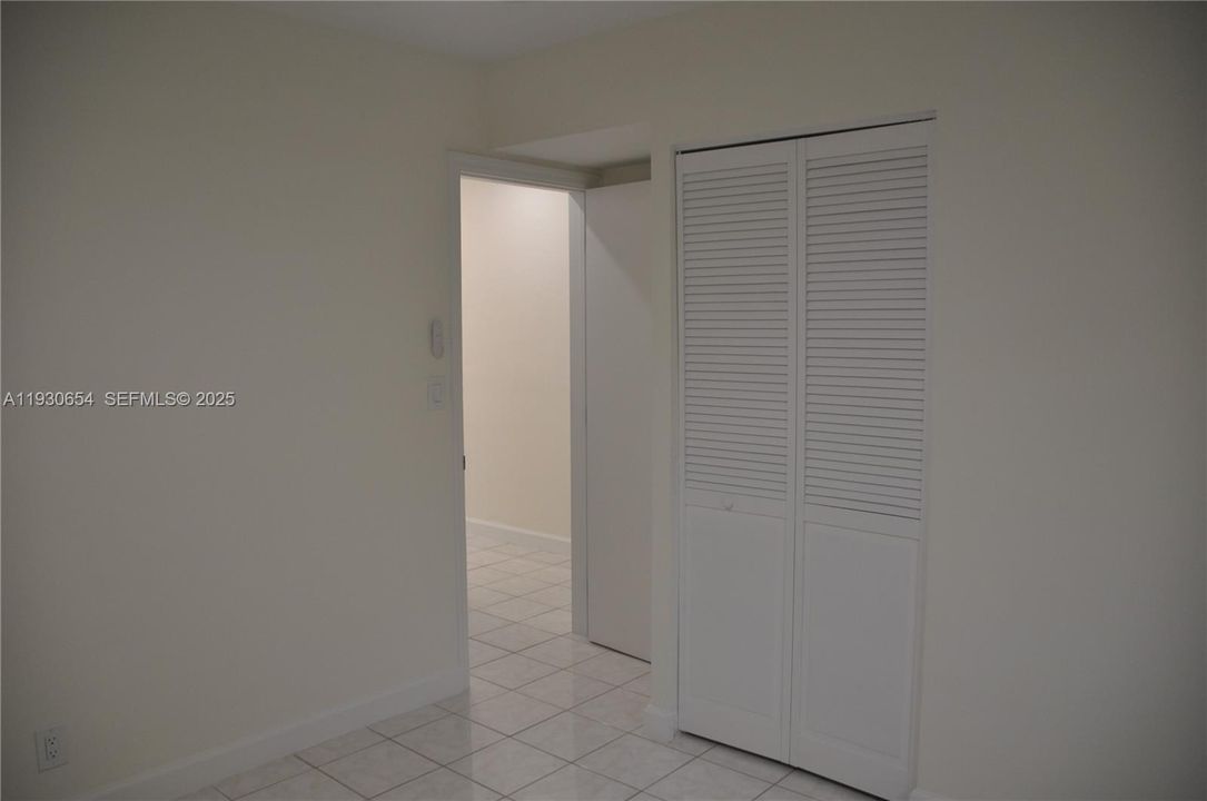 En Venta: $450,000 (3 camas, 2 baños, 906 Pies cuadrados)