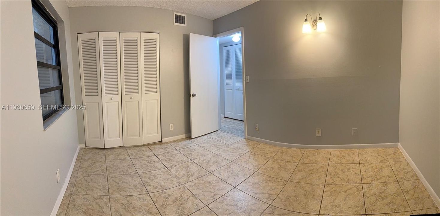 For Rent: $1,700 (2 beds, 2 baths, 865 Square Feet)