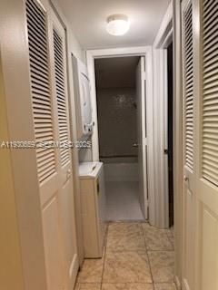For Rent: $1,700 (2 beds, 2 baths, 865 Square Feet)