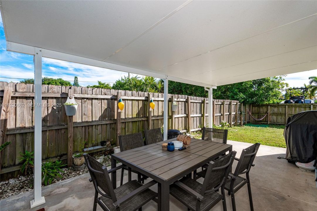 На продажу: $450,000 (3 спален, 2 ванн, 944 Квадратных фут)