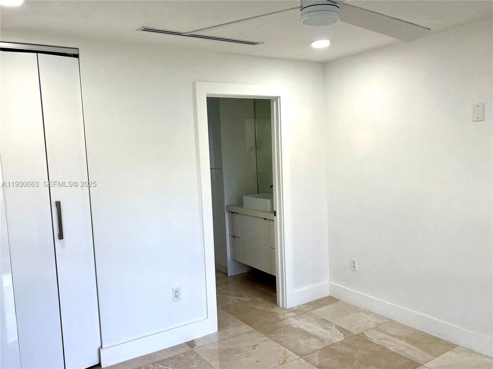 出租: $5,500 (4 贝兹, 3 浴室, 1765 平方英尺)