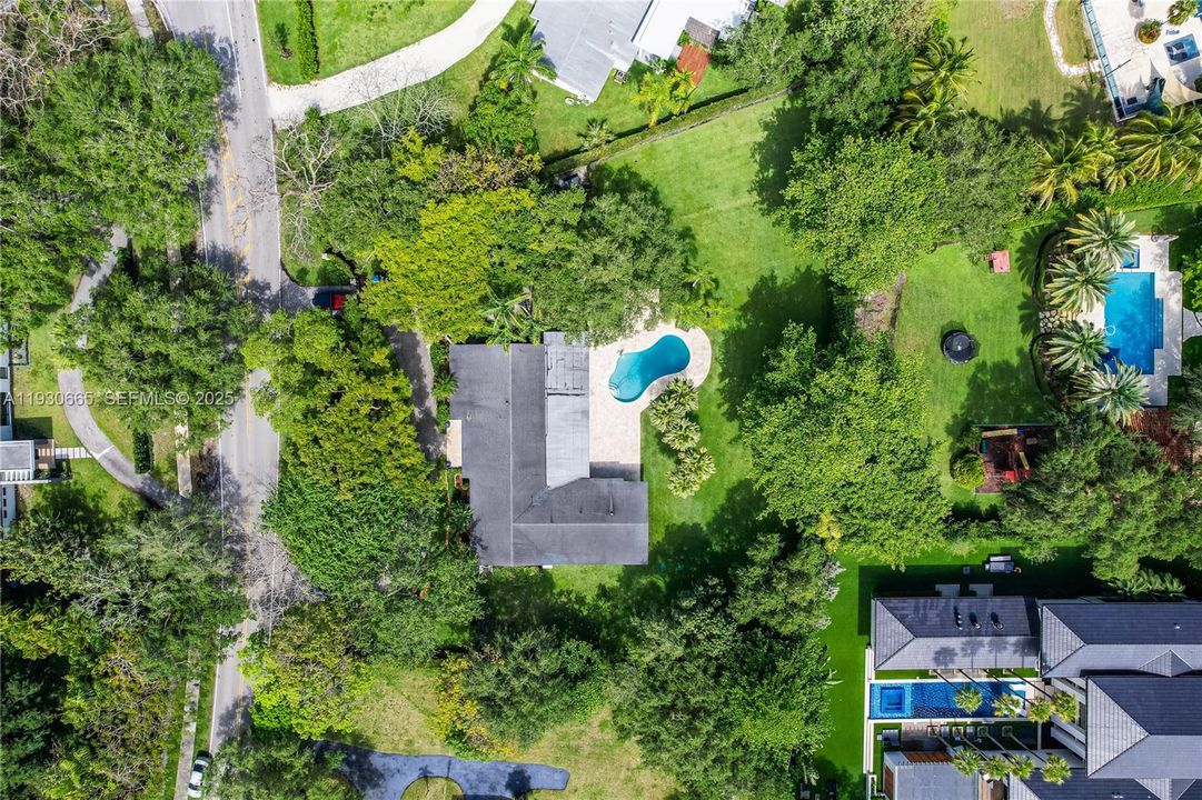 En Venta: $3,495,000 (4 camas, 3 baños, 3678 Pies cuadrados)