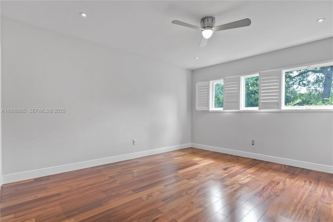 En Venta: $3,495,000 (4 camas, 3 baños, 3678 Pies cuadrados)