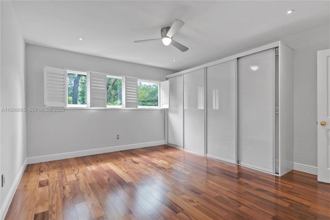 En Venta: $3,495,000 (4 camas, 3 baños, 3678 Pies cuadrados)