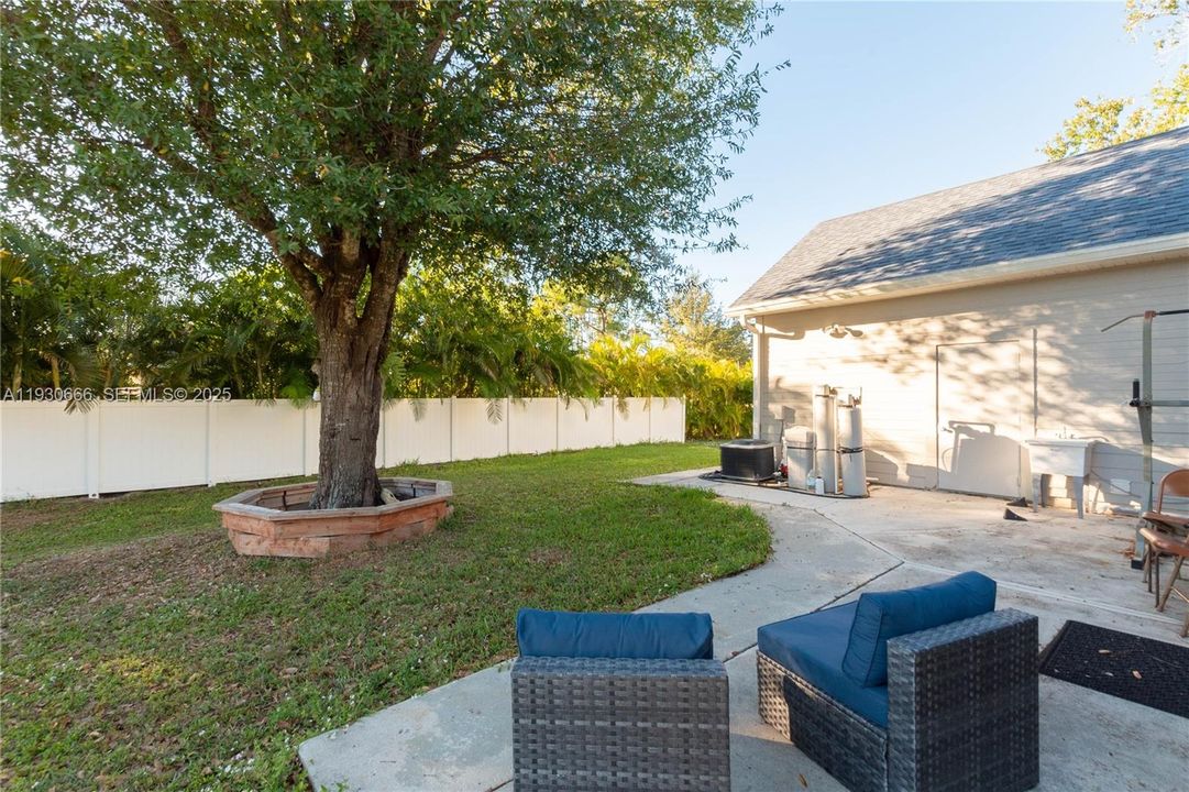 待售: $290,000 (3 贝兹, 2 浴室, 1487 平方英尺)