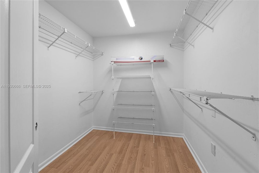 待售: $290,000 (3 贝兹, 2 浴室, 1487 平方英尺)