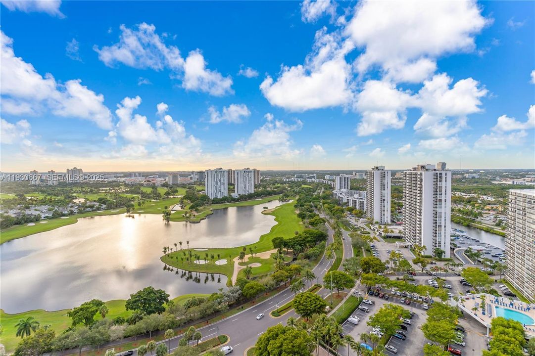 For Sale: $1,679,000 (3 beds, 2 baths, 2080 Square Feet)