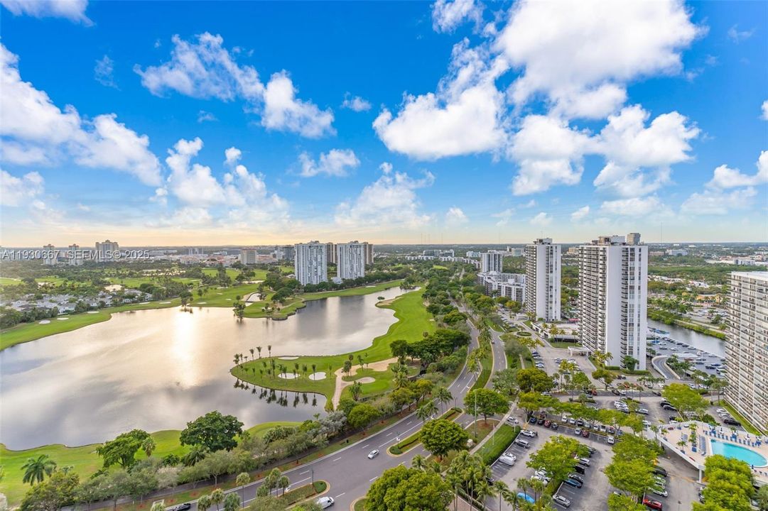 For Sale: $1,679,000 (3 beds, 2 baths, 2080 Square Feet)