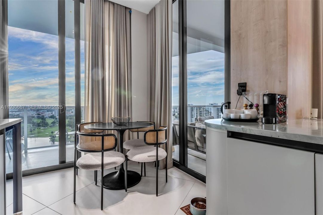 For Sale: $1,679,000 (3 beds, 2 baths, 2080 Square Feet)