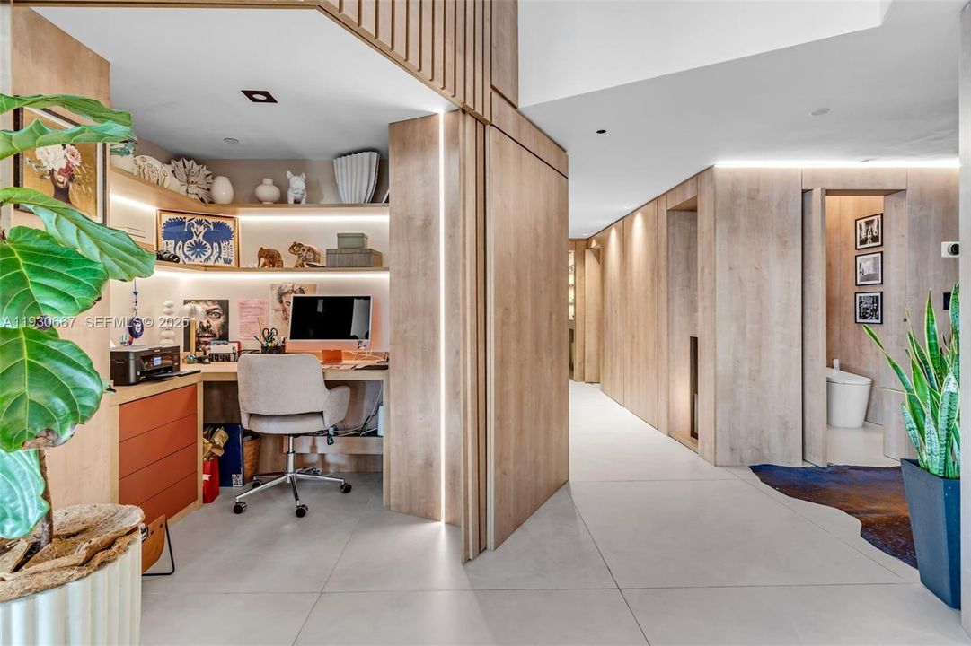 For Sale: $1,679,000 (3 beds, 2 baths, 2080 Square Feet)