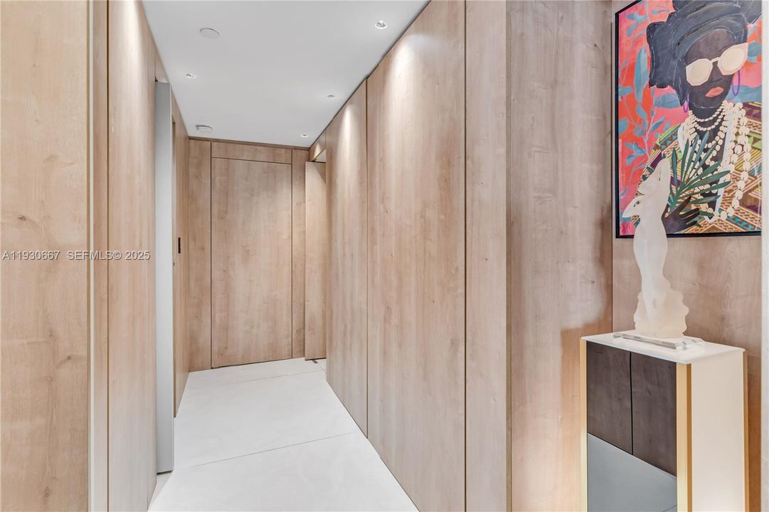 For Sale: $1,679,000 (3 beds, 2 baths, 2080 Square Feet)