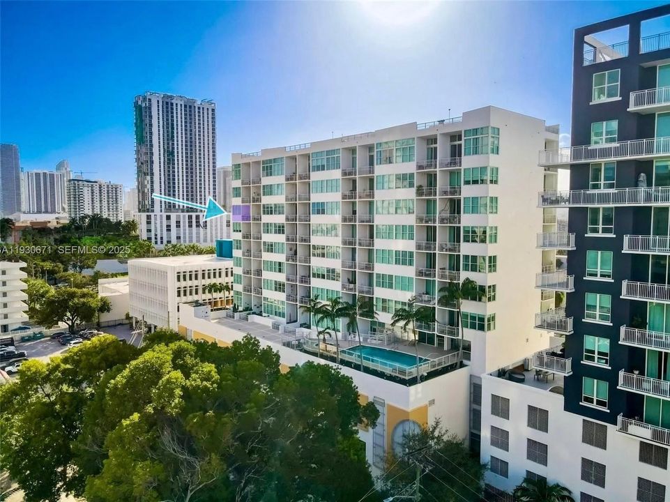 На продажу: $479,999 (2 спален, 2 ванн, 950 Квадратных фут)