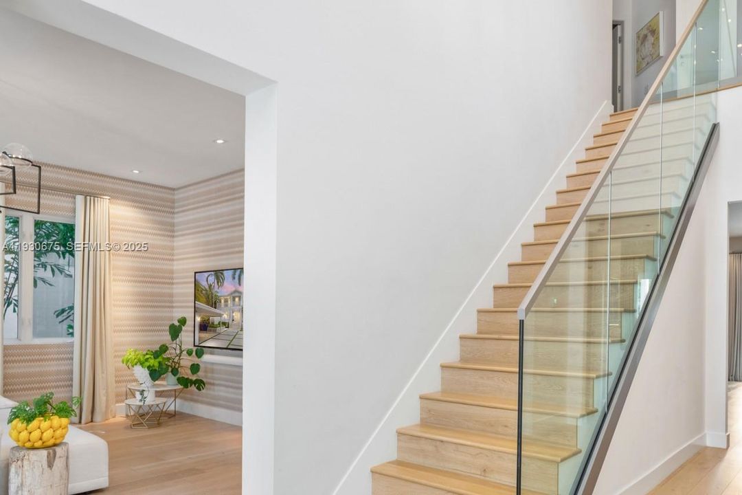 В аренду: $40,000 (4 спален, 5 ванн, 3790 Квадратных фут)